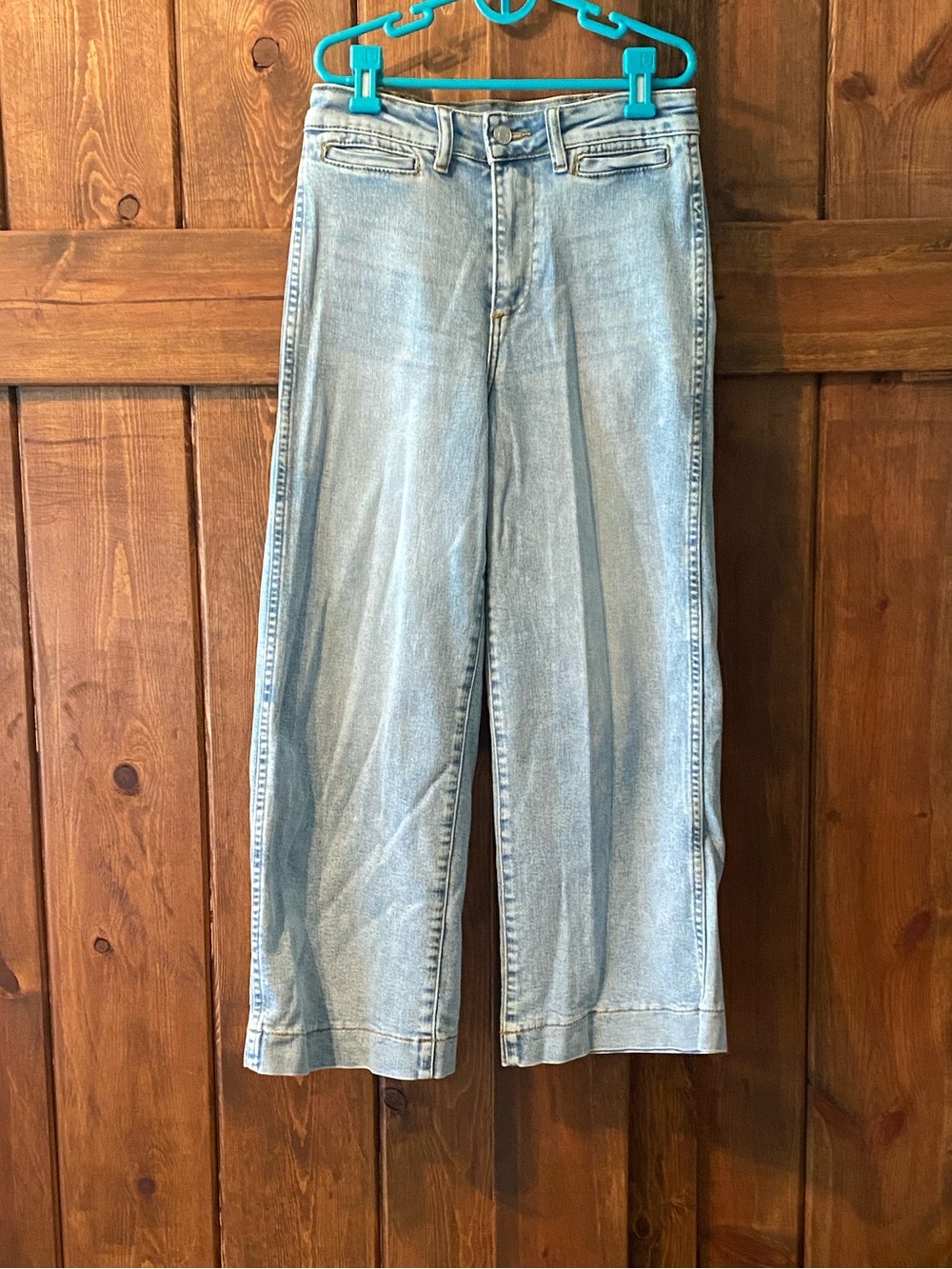 Oat Light Wash Wide Leg Crop Jeans